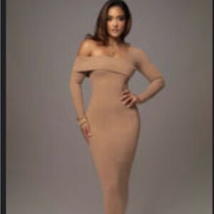 Jluxlabel - Elegant Tan Harper Knit Off-Shoulder Maxi Dress